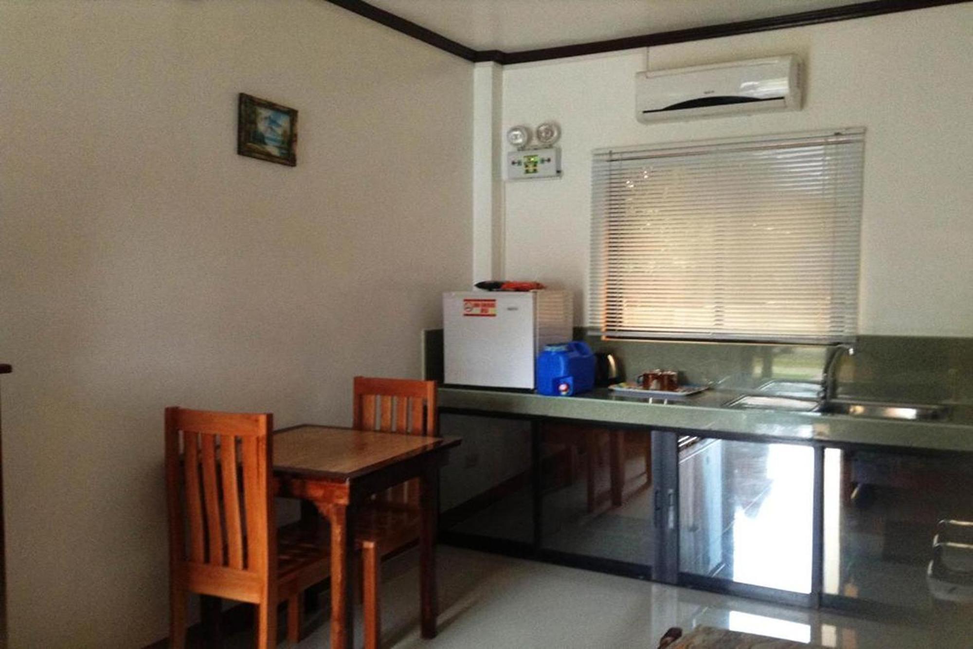 Citadel Bed And Breakfast Puerto Princesa Extérieur photo
