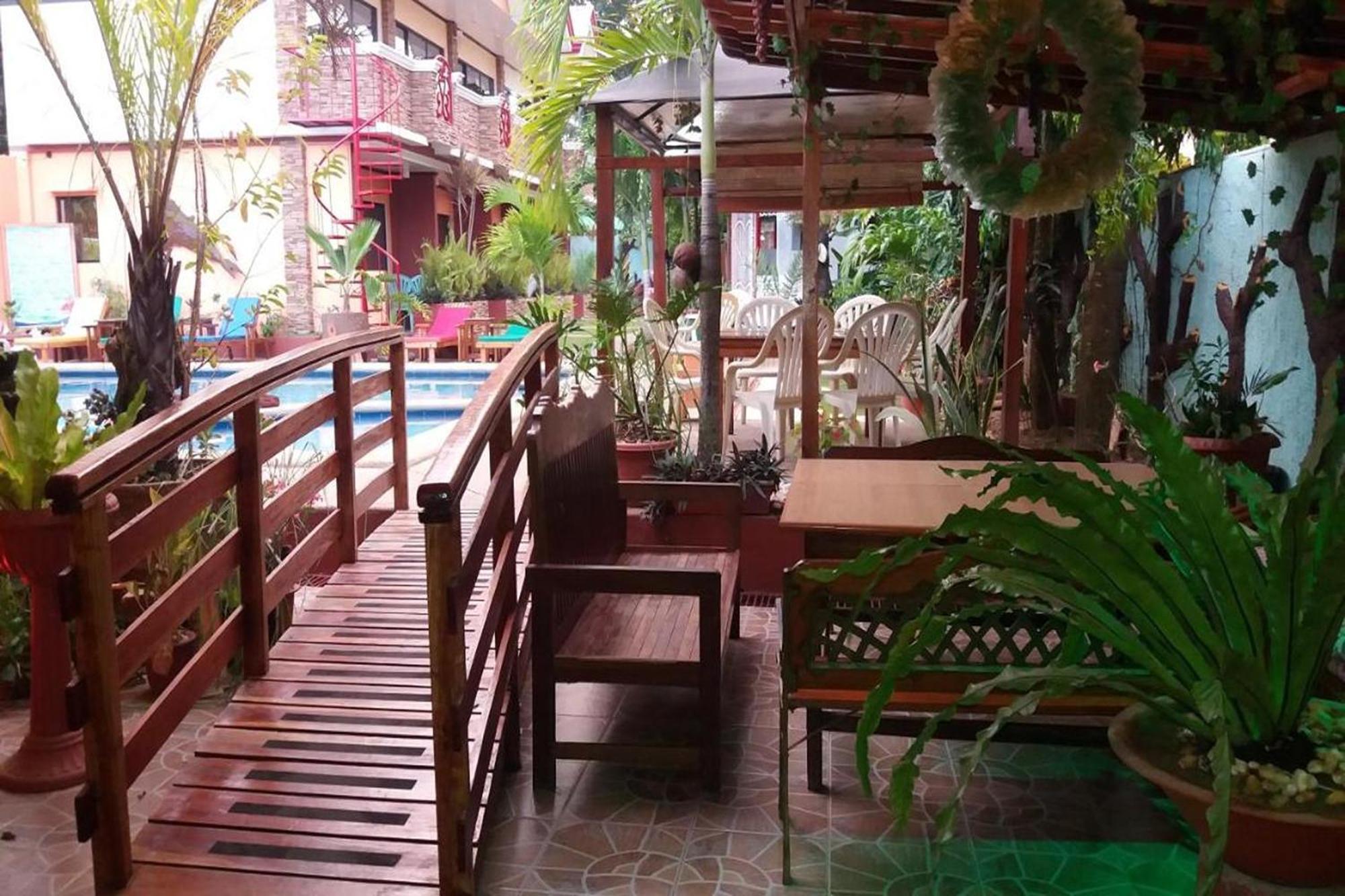 Citadel Bed And Breakfast Puerto Princesa Extérieur photo
